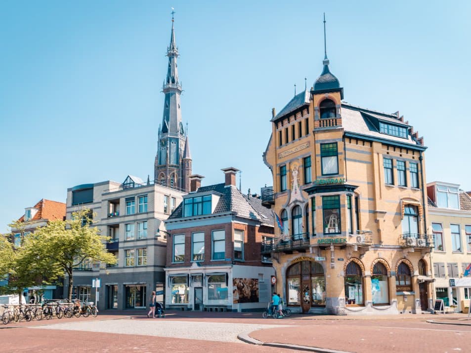 Students near Leeuwarden station and the city centre looking for flexible work